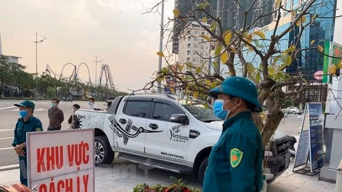 Incautan en Vietnam cerca de 650 kilogramos de drogas sintéticas ảnh 1