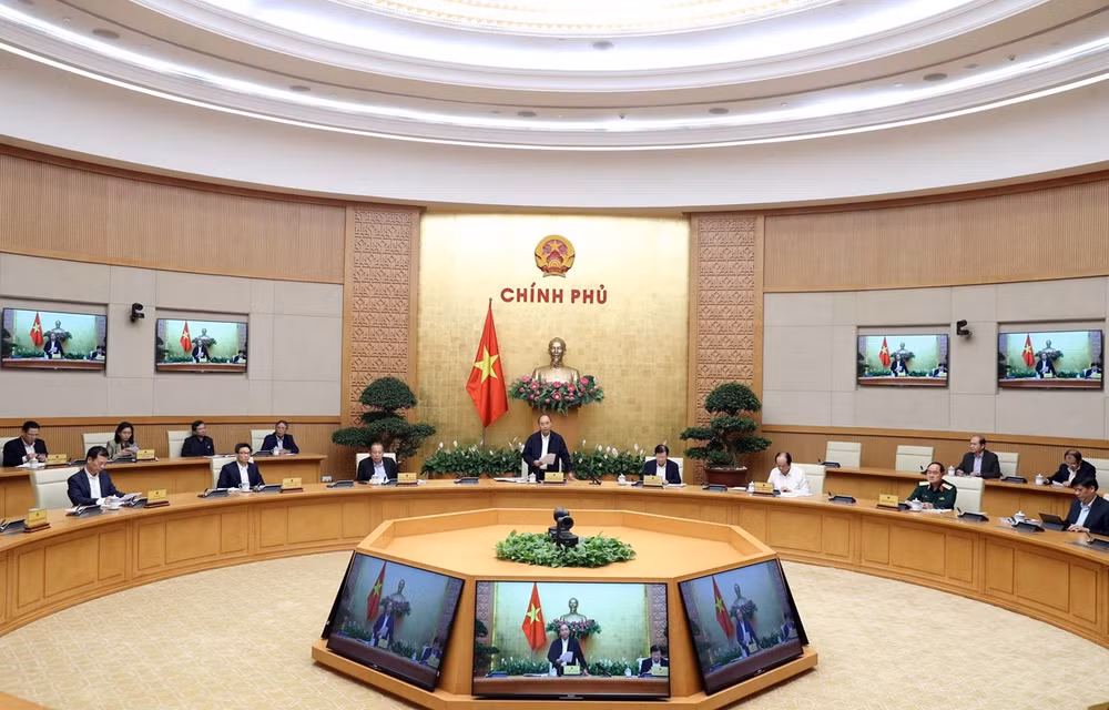 Insta premier de Vietnam prevenir al máximo el pico crítico de COVID-19 ảnh 1