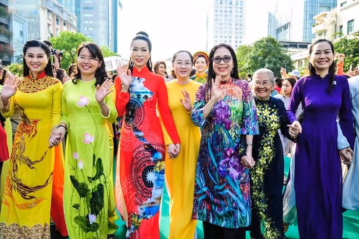 Celebran localidades vietnamitas Día Internacional de la Mujer ảnh 1