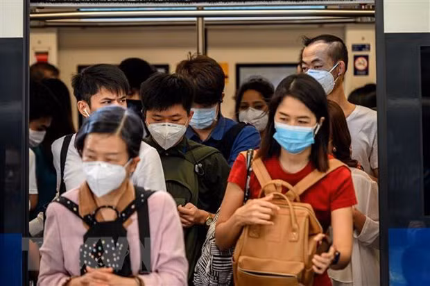 Arrestan en Tailandia a dos personas por divulgar informaciones tergiversadas sobre el COVID-19 ảnh 1