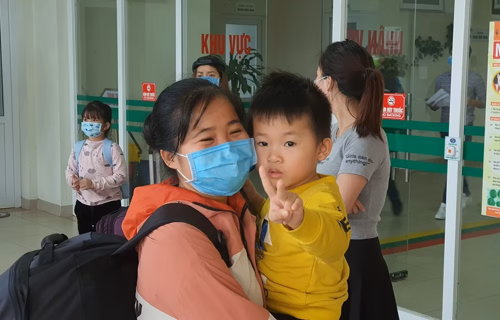 Dados de alta 30 vietnamitas repatriados de Wuhan ảnh 1 Dados de alta 30 vietnamitas repatriados de Wuhan ảnh 1