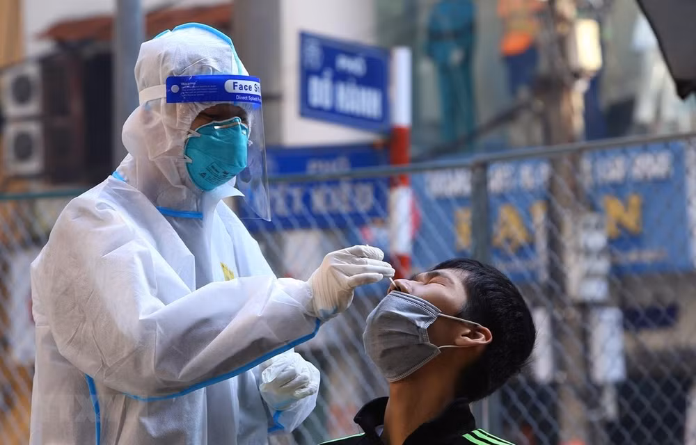 COVID-19: Vietnam reporta casi 14 mil casos nuevos ảnh 1 COVID-19: Vietnam reporta casi 14 mil casos nuevos ảnh 1