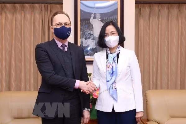 Rusia y VNA promueven cooperación en comunicación ảnh 1