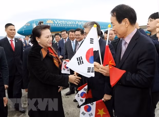 Destacan significado de la visita del presidente del Parlamento de Vietnam a Corea del Sur ảnh 1