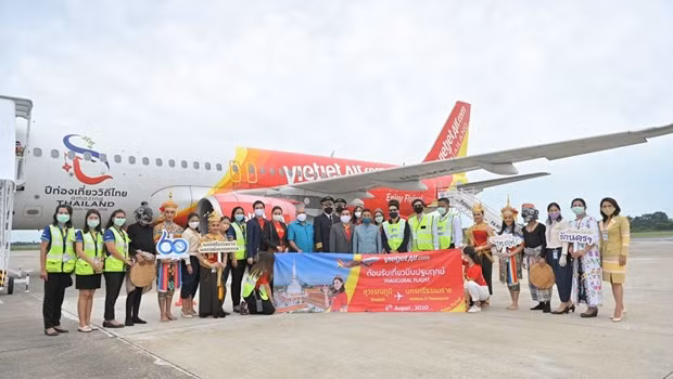 Vietjet Air inaugura vuelo entre Bangkok y Nakhon Si Thammarat ảnh 1