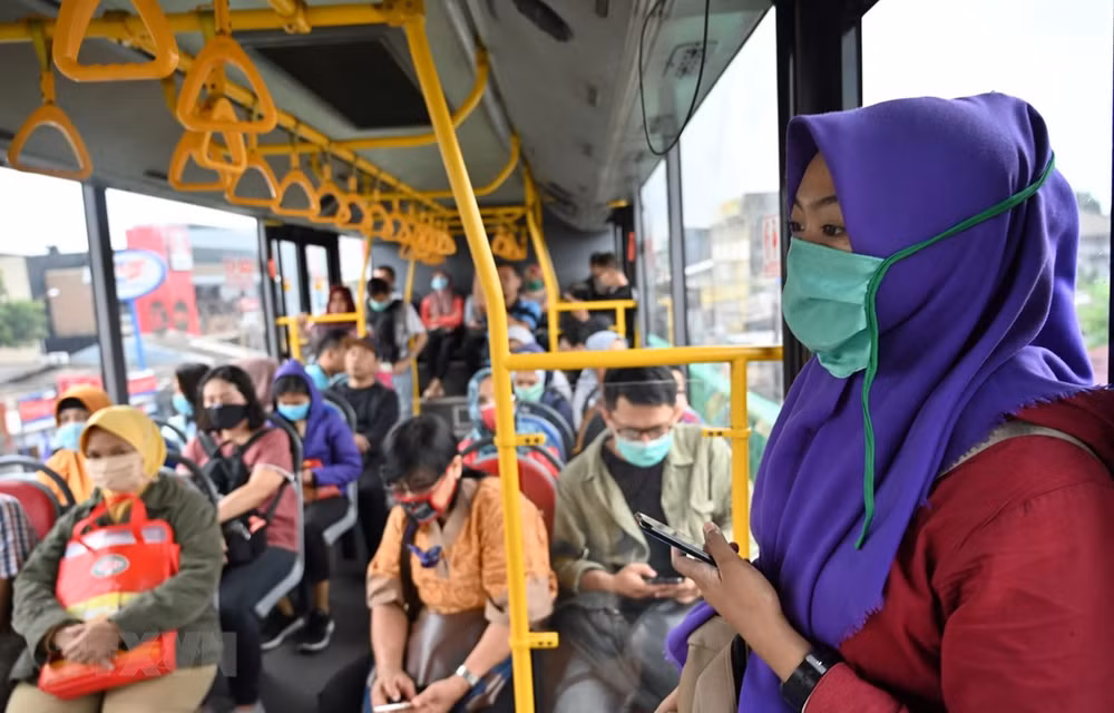 Indonesia anuncia asistencia en efectivo a 13,8 millones de trabajadores ảnh 1