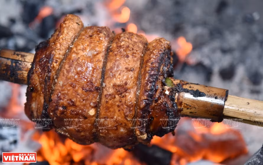 Carne de cerdo asada del antiguo pueblo de Duong Lam ảnh 3