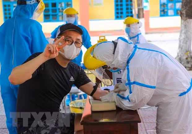 Acelera Da Nang realización de pruebas médicas en la comunidad ảnh 1