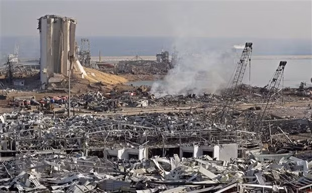 Vietnam expresa condolencias a Líbano por pérdidas en doble explosiones en Beirut ảnh 1