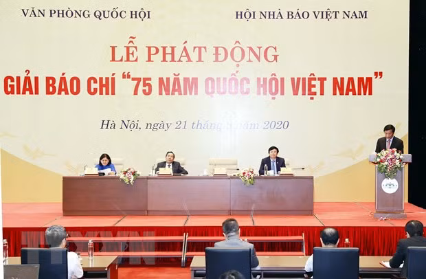 Lanzan concurso periodístico por aniversario del Parlamento de Vietnam ảnh 1