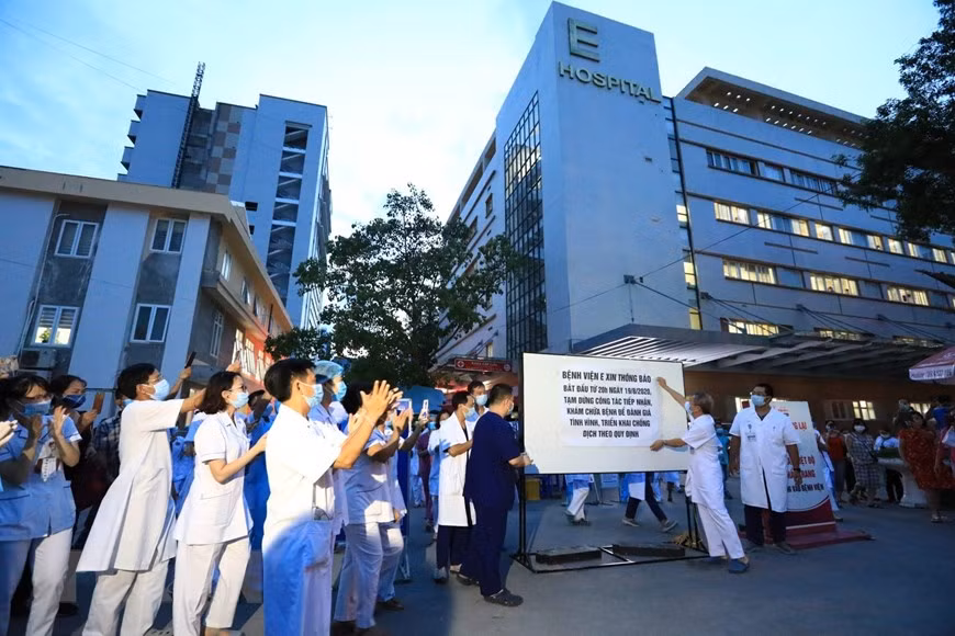 Hospital E en Hanoi vuelve a funcionar ảnh 1