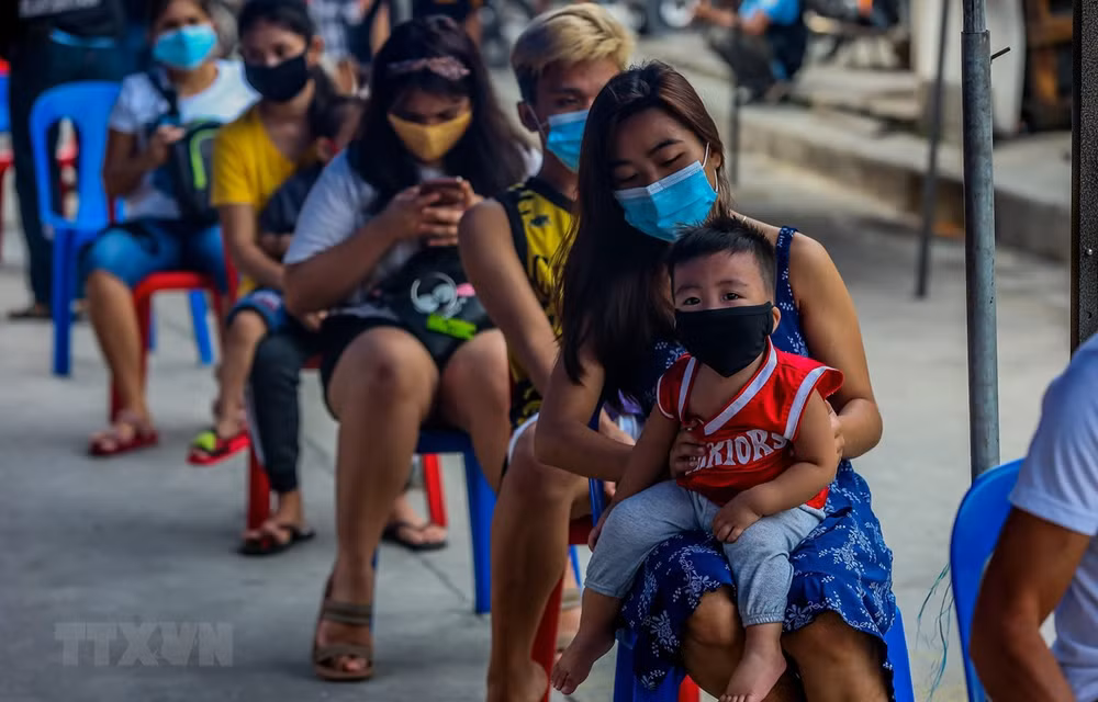 Economía de Filipinas entra en recesión por primera vez en décadas ảnh 1