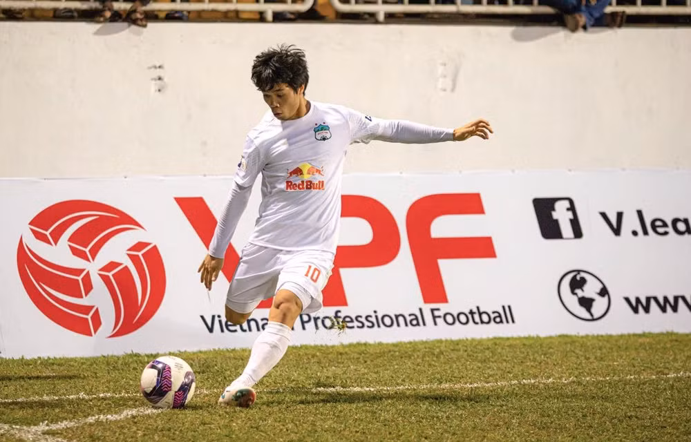 Torneo vietnamita de fútbol regresará a mediados de marzo ảnh 1 Torneo vietnamita de fútbol regresará a mediados de marzo ảnh 1