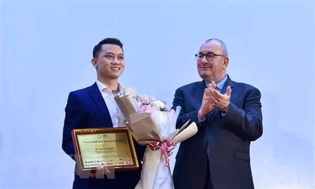 Conmemoran en Vietnam Día Internacional de la Francofonía ảnh 3