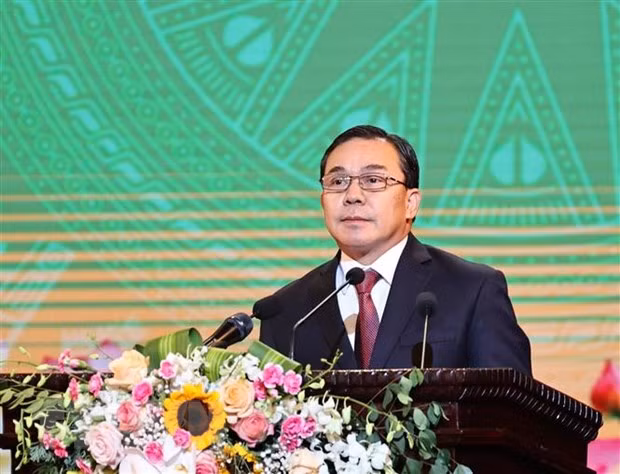 Celebran 60 aniversario del envío de expertos en seguridad pública de Vietnam a Laos ảnh 1 Celebran 60 aniversario del envío de expertos en seguridad pública de Vietnam a Laos ảnh 1