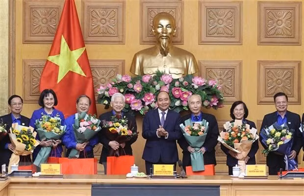 Recibe premier de Vietnam a generaciones de miembros de Unión de Jóvenes Comunistas ảnh 1