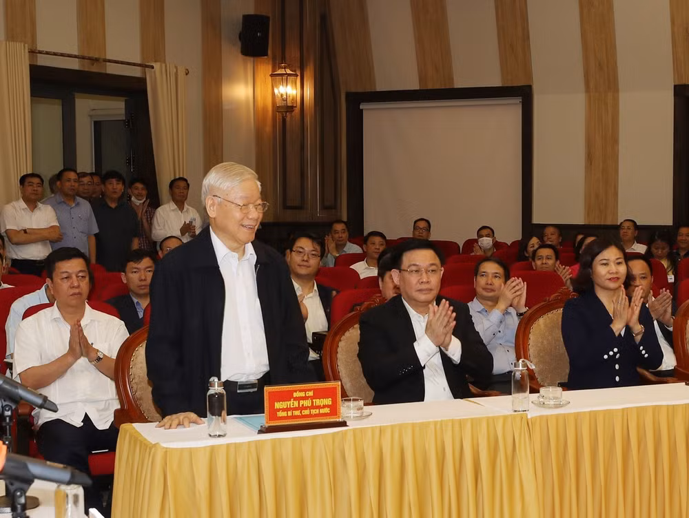 Resalta apoyo unánime del pueblo a máximo dirigente vietnamita ảnh 1