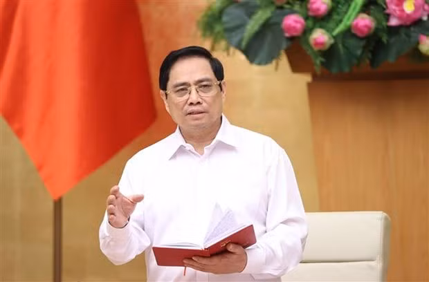 Urge premier vietnamita a controlar y repeler brotes del COVID-19 en localidades sureñas ảnh 2