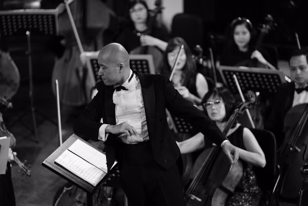 El “mensajero” conecta la música vietnamita e internacional ảnh 1