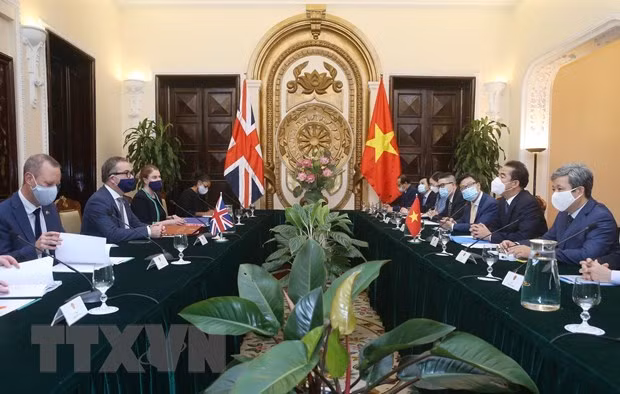 Vietnam y el Reino Unido por intensificar lazos en sectores clave ảnh 2
