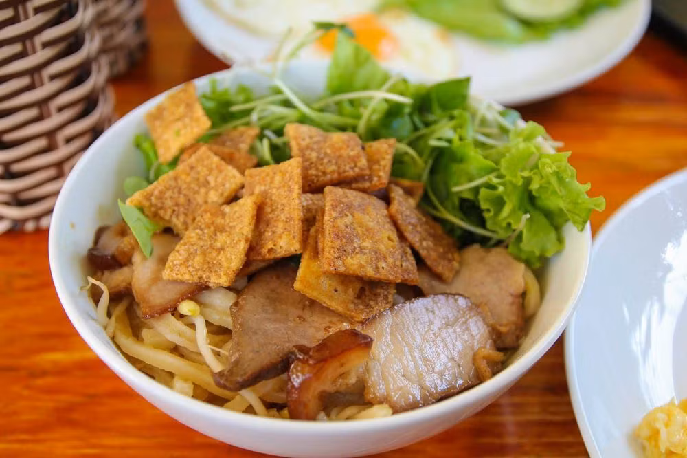 Revista británica recomienda nueve platos imperdibles en Vietnam ảnh 6