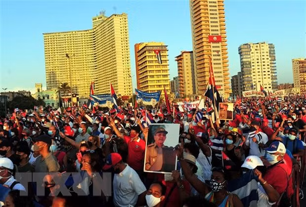 Organizaciones vietnamitas expresan solidaridad con el pueblo cubano ảnh 1 Organizaciones vietnamitas expresan solidaridad con el pueblo cubano ảnh 1