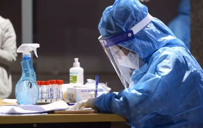 Vietnam detecta dos mil 858 nuevos contagios del COVID-19 ảnh 1