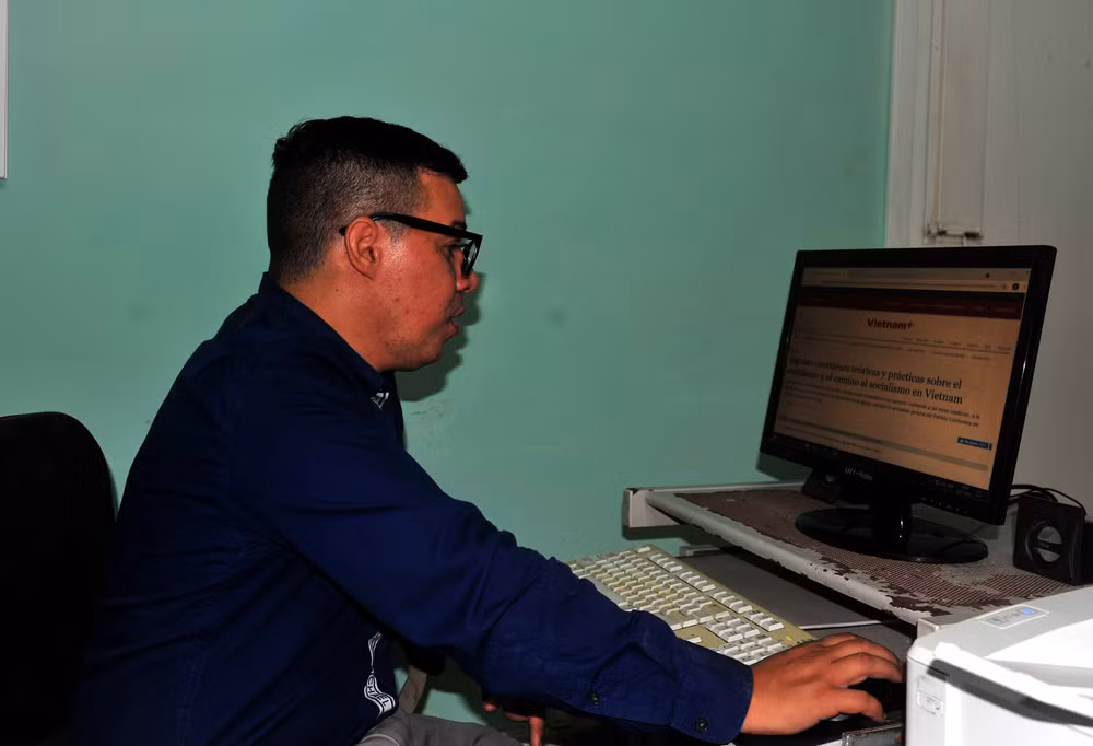 Destaca investigador cubano valores de pensamiento de máximo dirigente partidista vietnamita ảnh 3