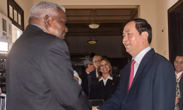Presidente de Vietnam continúa actividades en Cuba ảnh 1
