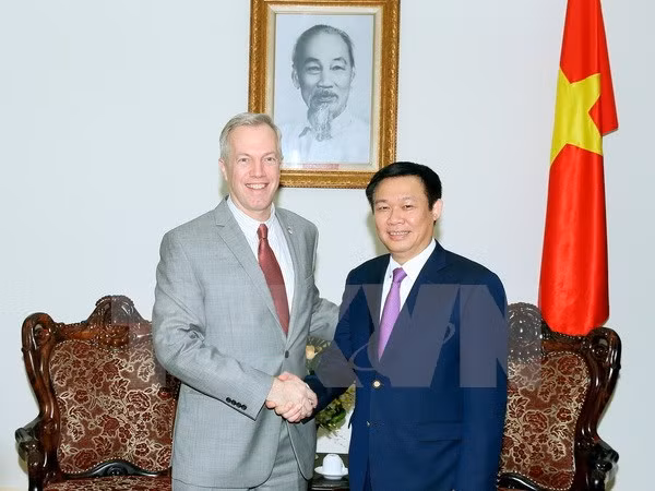 Vicepremier vietnamita aboga por desarrollo sustancial de relaciones con EE.UU. ảnh 1