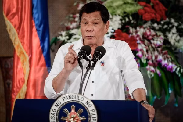 Presidente Duterte admite que EE.UU. suministra armas a Filipinas para combatir terrorismo ảnh 1