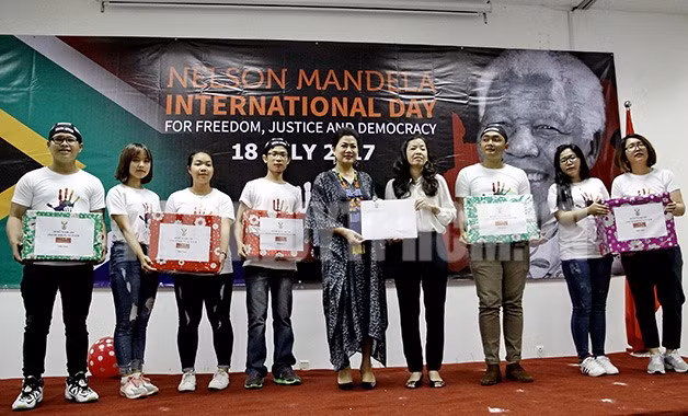 Celebran en Vietnam actividades caritativas en saludo al Día Internacional de Nelson Mandela ảnh 1