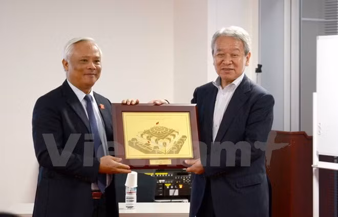 Vicepresidente del Parlamento vietnamita realiza visita a Japón ảnh 1