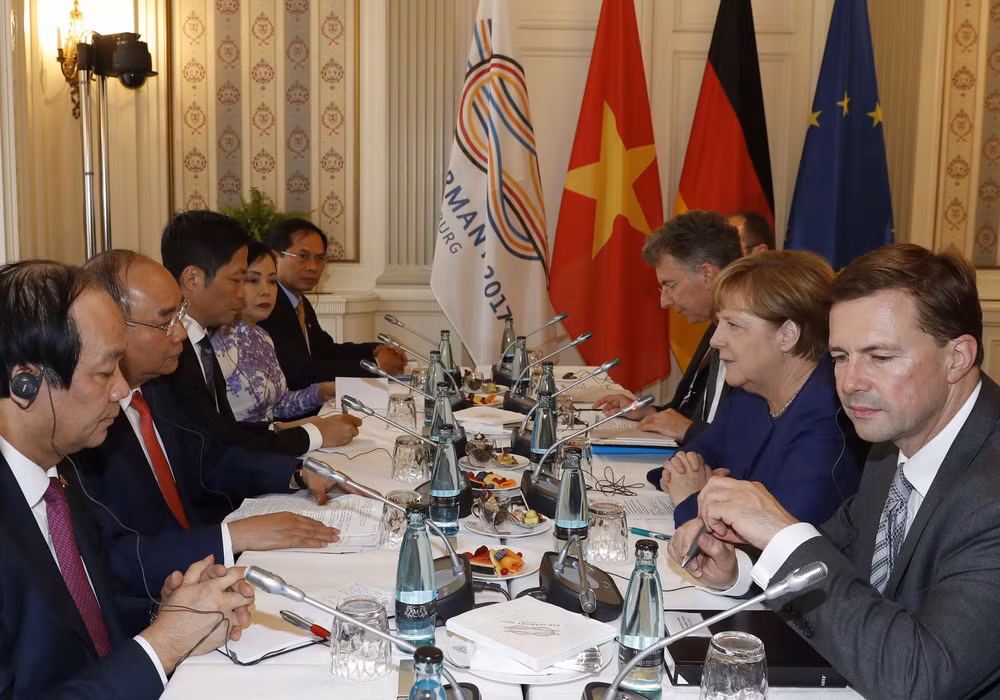 Premier vietnamita llama a más inversiones de Pymes alemanas ảnh 2