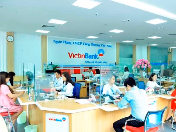 Banco vietnamita firma acuerdo de préstamo con instituciones foráneas ảnh 1