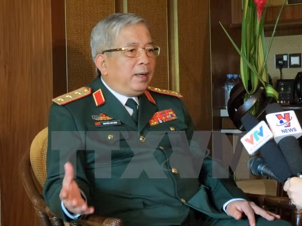 Aportar al desarrollo socioeconómico nacional: una de las misiones claves del ejército vietnamita ảnh 1