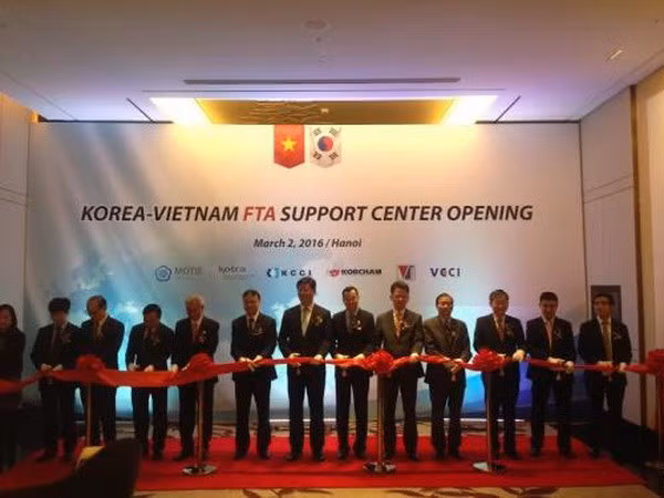Sector textil de Vietnam atrae a inversores sudcoreanos ảnh 1
