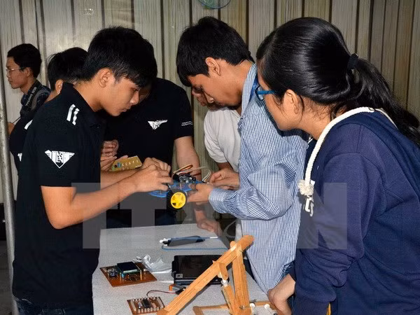 Funcionario de EE.UU. elogia ventaja vietnamita para el emprendimiento ảnh 1