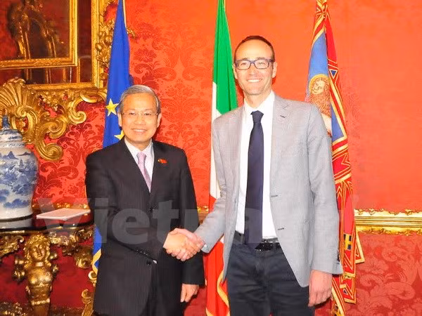 Regiones italianas priorizan cooperación con localidades de Vietnam ảnh 1 Regiones italianas priorizan cooperación con localidades de Vietnam ảnh 1