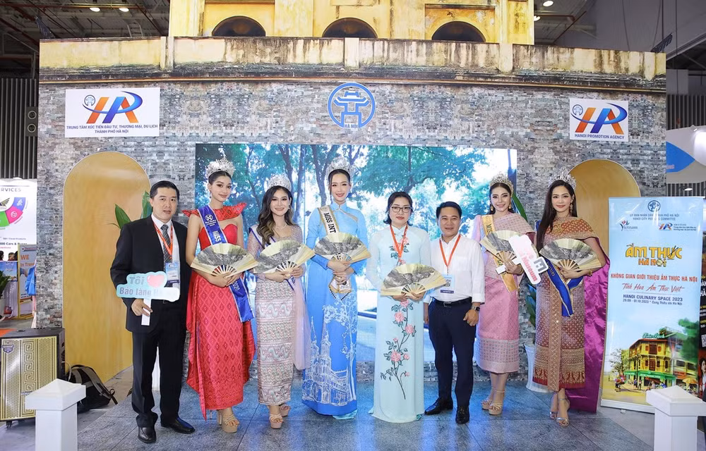Feria Internacional del Turismo en Vietnam atrae gran número de participantes ảnh 1