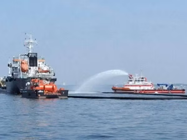 Singapur y Malasia realizar ejercicio para solucionar derrame químico en el mar ảnh 1