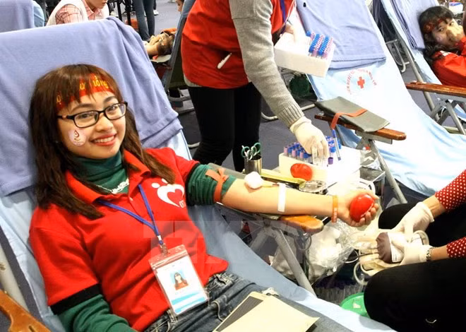Amplia participación popular en donación voluntaria de sangre en Phu Tho ảnh 1