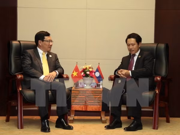 Vicepremier vietnamita se reúne con cancilleres de Laos y Brunei ảnh 1
