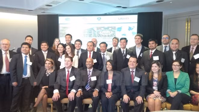 Vietnam asiste al seminario de APEC en México ảnh 1
