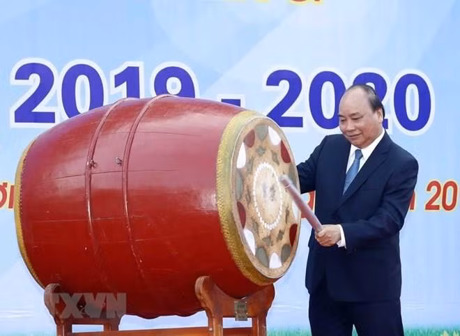 Desea primer ministro de Vietnam feliz comienzo del año escolar 2019-2020 ảnh 1