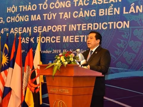 Países de la ASEAN patentizan en Vietnam compromiso de reforzar lucha contra drogas ảnh 1 Países de la ASEAN patentizan en Vietnam compromiso de reforzar lucha contra drogas ảnh 1