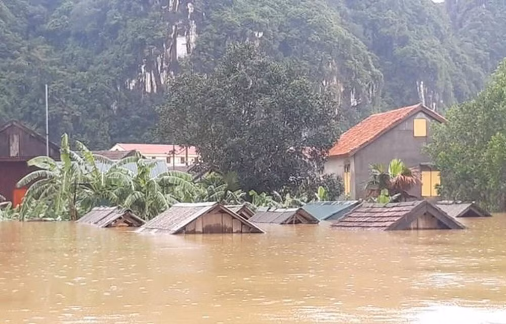 Exhorta premier vietnamita a realizar más esfuerzos para encarar catástrofes naturales ảnh 1 Exhorta premier vietnamita a realizar más esfuerzos para encarar catástrofes naturales ảnh 1