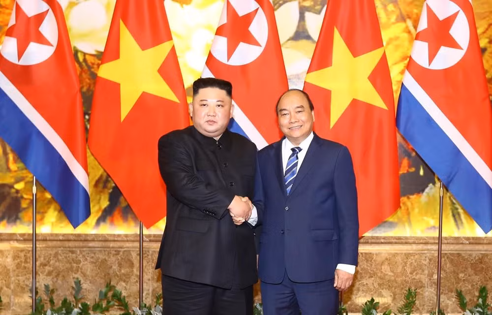 Líder norcoreano Kim Jong-un aspira a consolidar relaciones con Vietnam ảnh 1