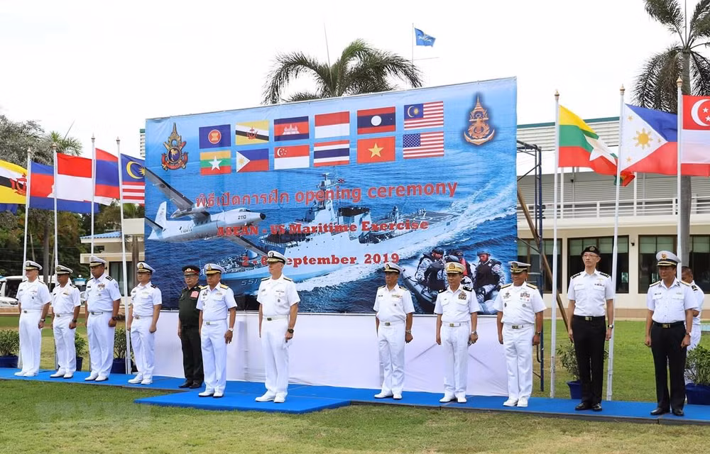 Participa Vietnam en ejercicio marítimo ASEAN- Estados Unidos en Tailandia ảnh 1