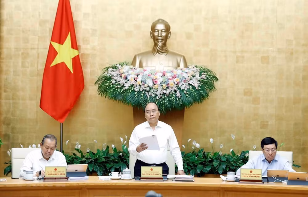 Primer ministro de Vietnam insta a reforma institucional para impulsar el crecimiento económico ảnh 1